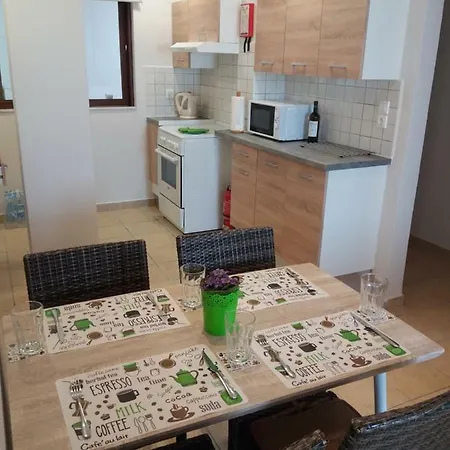 Ellie's * Kardamena (Kos)