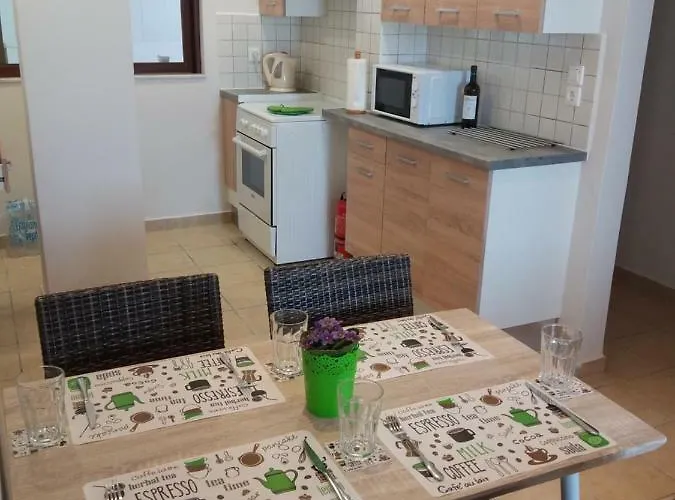 Ellie's * Kardamena (Kos)